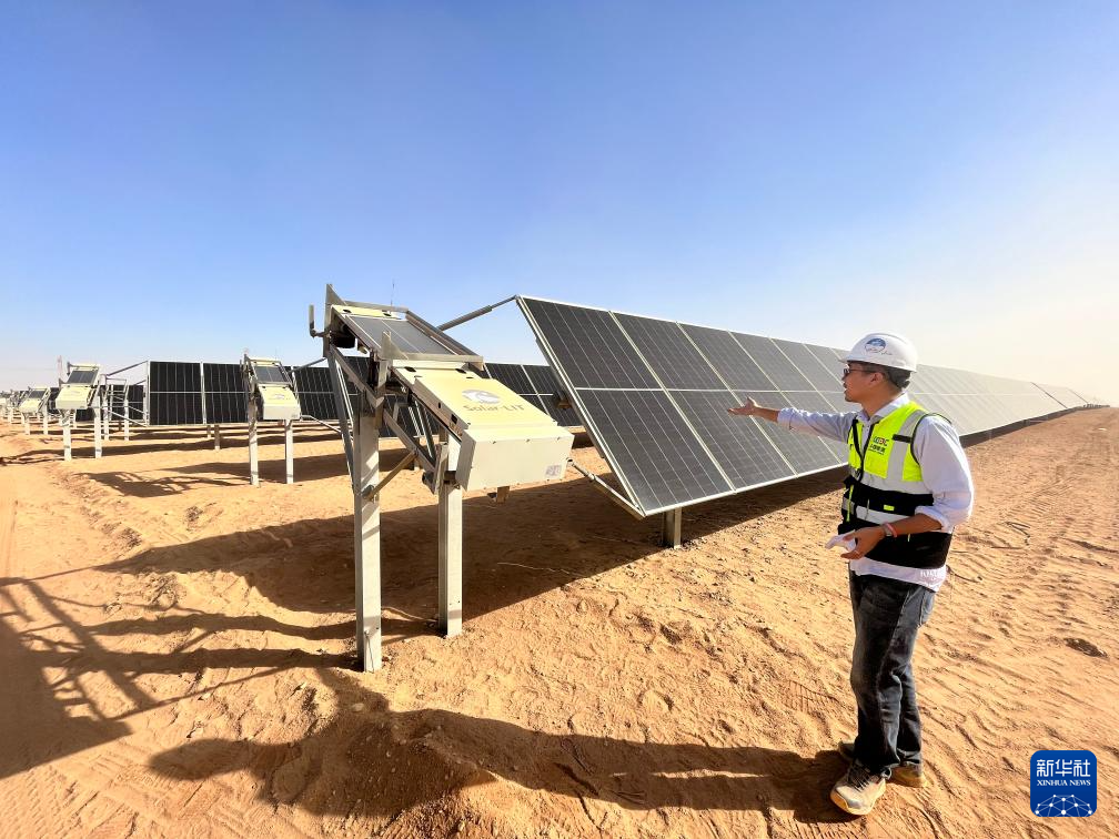通讯丨中埃携手打造阳光美好生活——访埃及沙漠里的中国光伏企业(图3)