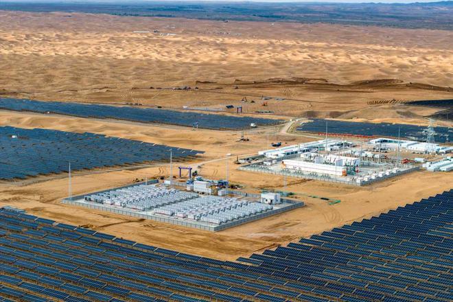 美卫星捕捉中国奇迹花115亿铺光伏板沙漠变“巨型光伏电站”(图7)