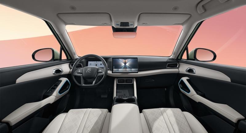 比亚迪元UP智驾版售998万起入门配高阶智驾401公里长续航(图6)