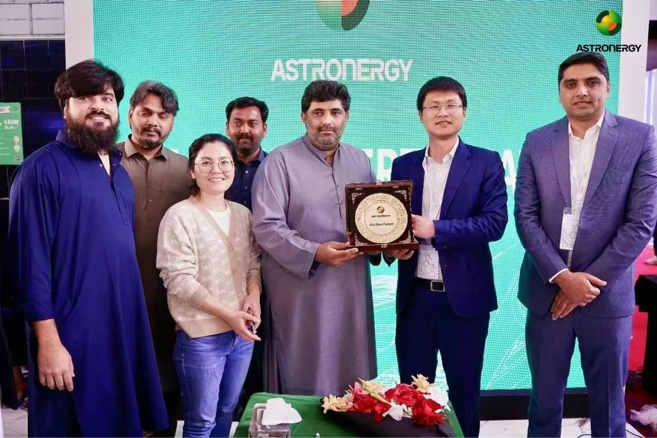 正泰新能闪耀SolarPakistan助力巴基斯坦绿色能源转型(图3)