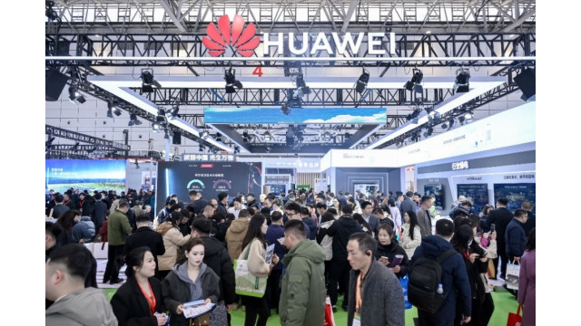华为智能光伏全场景解决方案亮相济南国际太阳能展(图6)