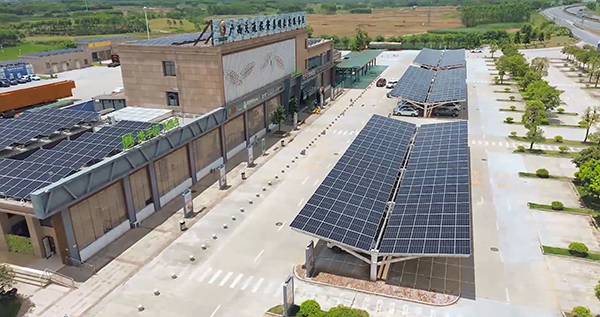 光伏供电、快充无忧！来宾红水河服务区“光储充”打造高速绿色驿站(图1)