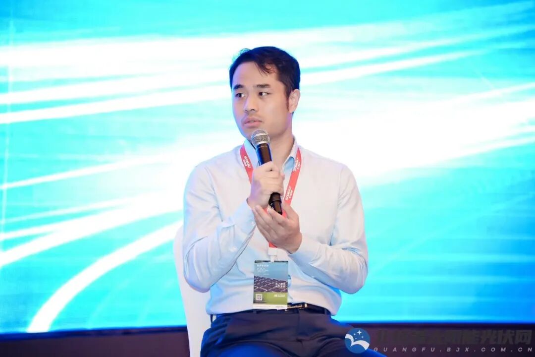 双料大奖！上能电气以AI+光伏解决方案赋能高质量发展(图1)