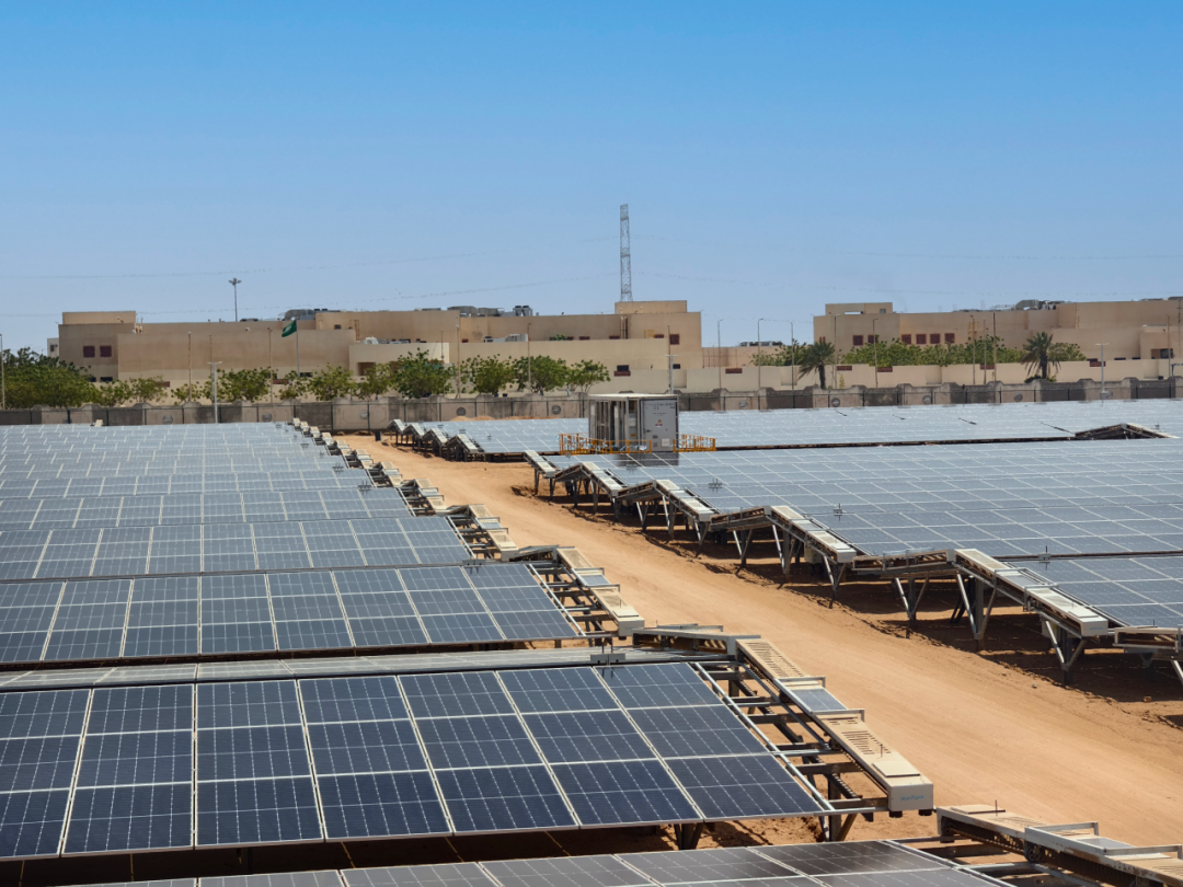 为沙特“解渴”上能电气又一光伏电站实力出圈(图3)