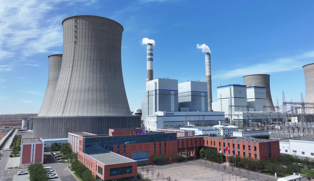 新华社：驭风逐日国家电投在疆清洁能源装机突破1700万千瓦(图3)