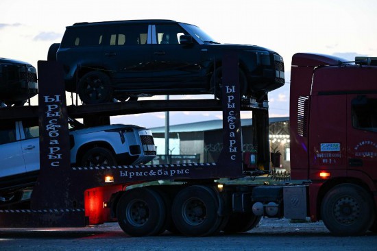 列国鉴丨记者观察：中国新能源汽车在中亚“实力圈粉”(图1)