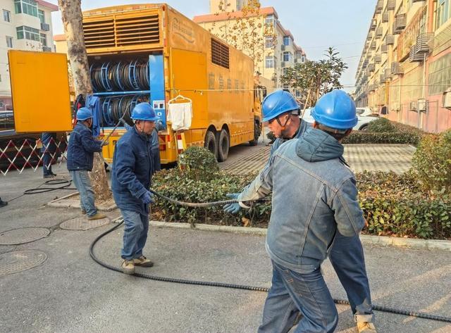 国网西安市鄠邑区供电公司：换表增容双发力民生工程暖民心(图1)