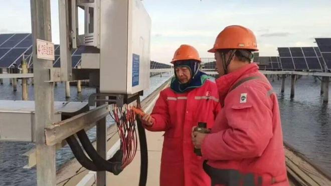 油田这个水上光伏电站年发电超1600万kWh(图1)