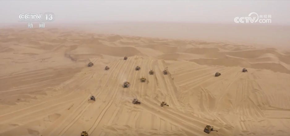 三年三跨越创新高！流沙上建设光伏板塔里木油田年发绿电突破20亿度(图1)