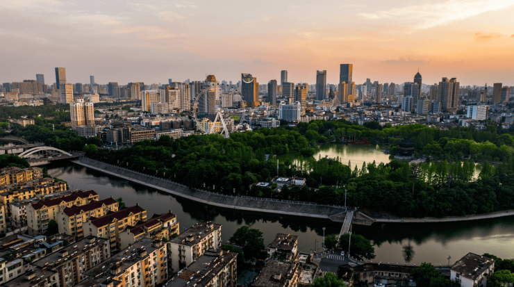 中海望津府-合肥新盘必买楼盘发布：售楼处电线小时电线最新房价楼盘评测(图2)